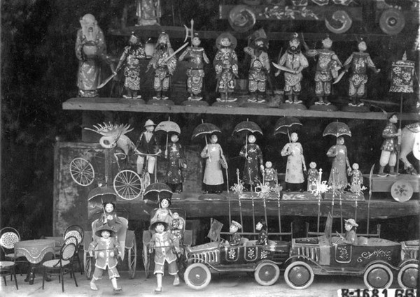 Đồ chơi mô phỏng nhân vật anh hùng trong các điển tích
